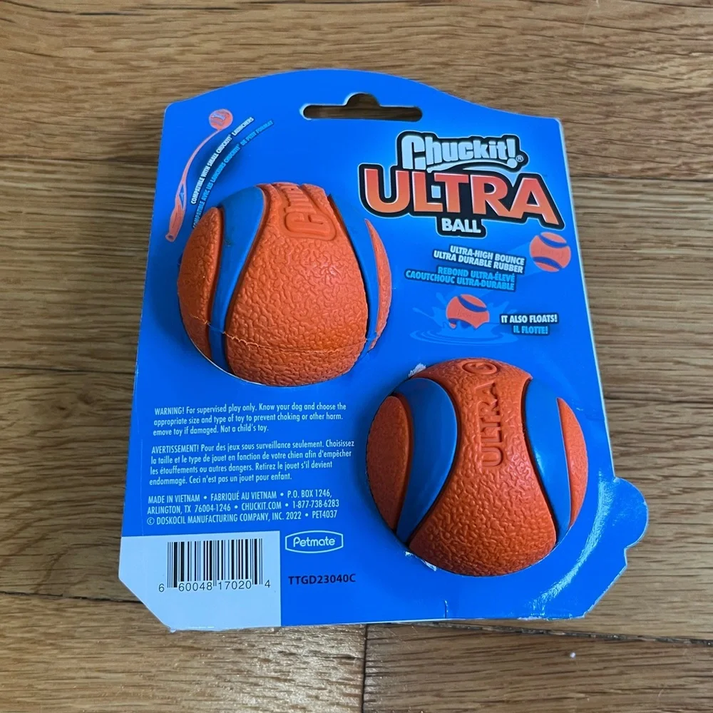 Chuckit! Ultra Rubber Ball Tough Dog Toy